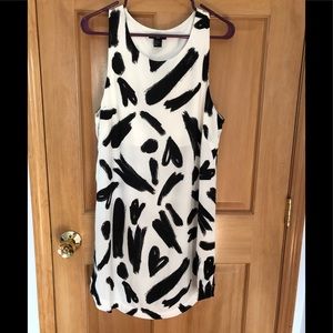 Super cute shift dress